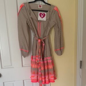 Vibrant Trim Beige & Neon Pink Tie-Waist Casual Dress by